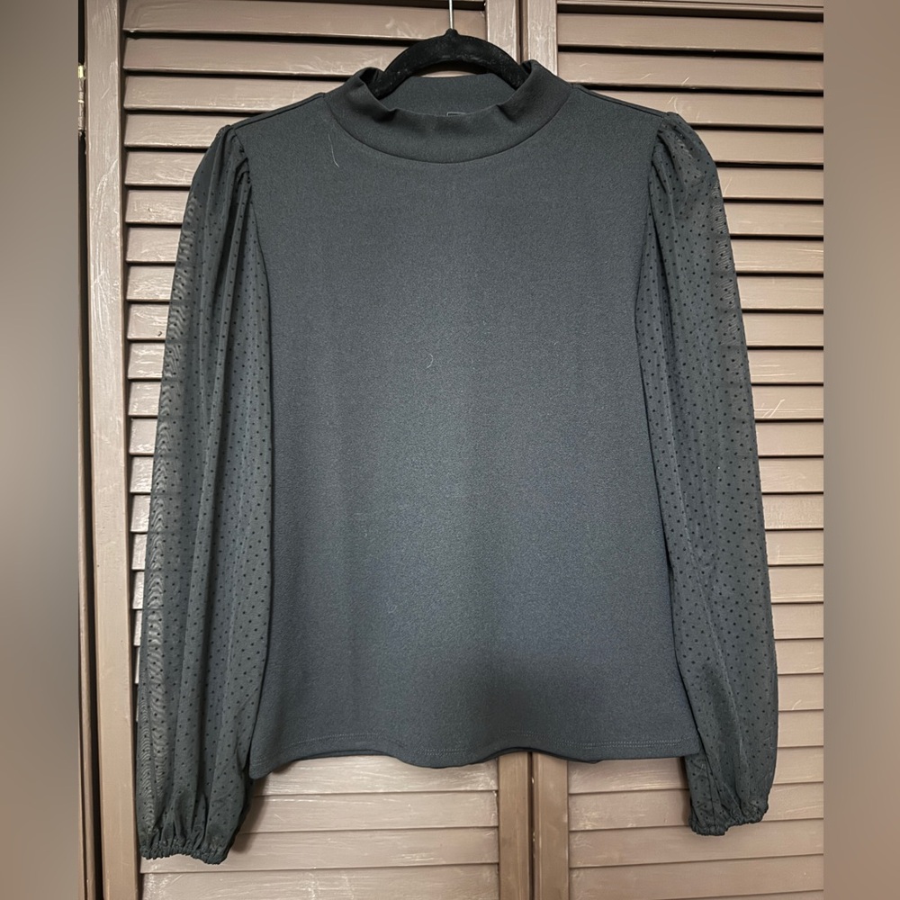 Ann Taylor Elegant Black Women's Top Size Small NWT